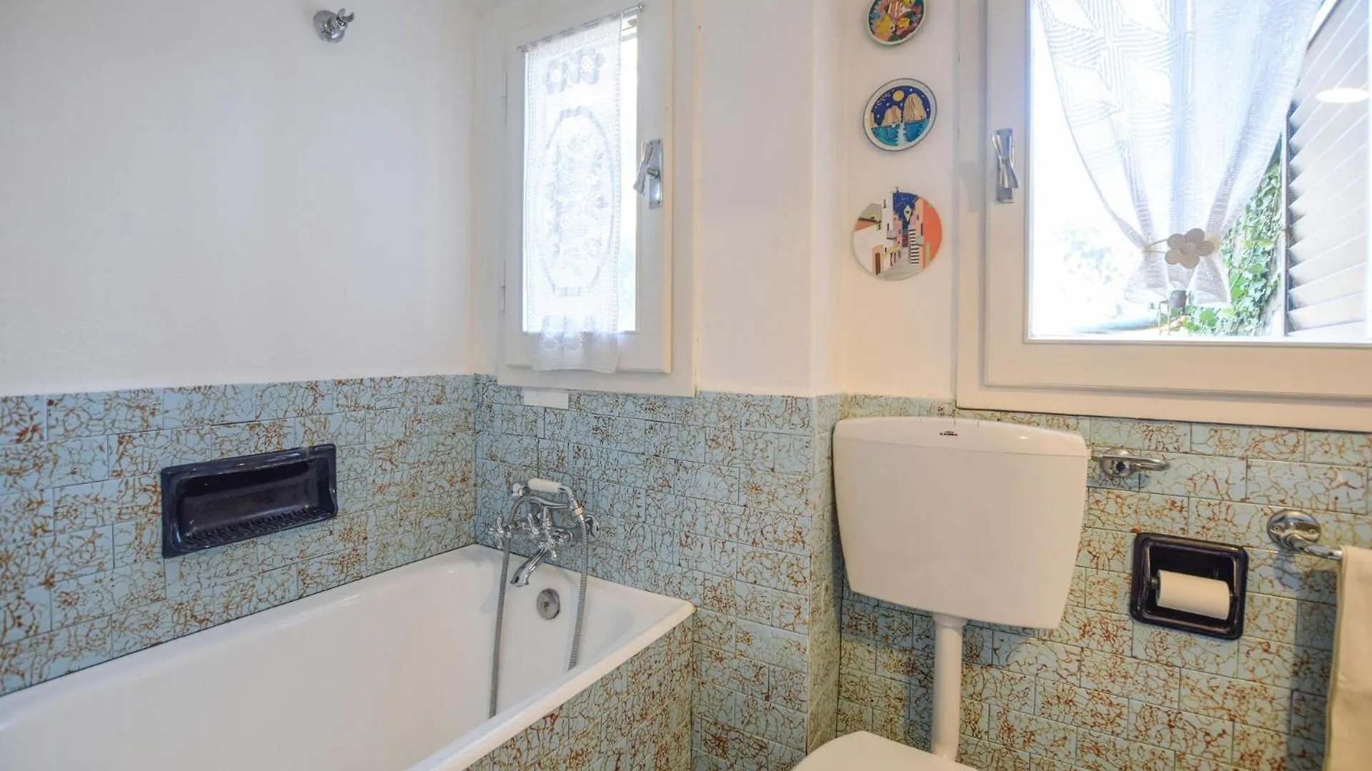 Amazing Home In Casoli With House A Mountain View Olaszország